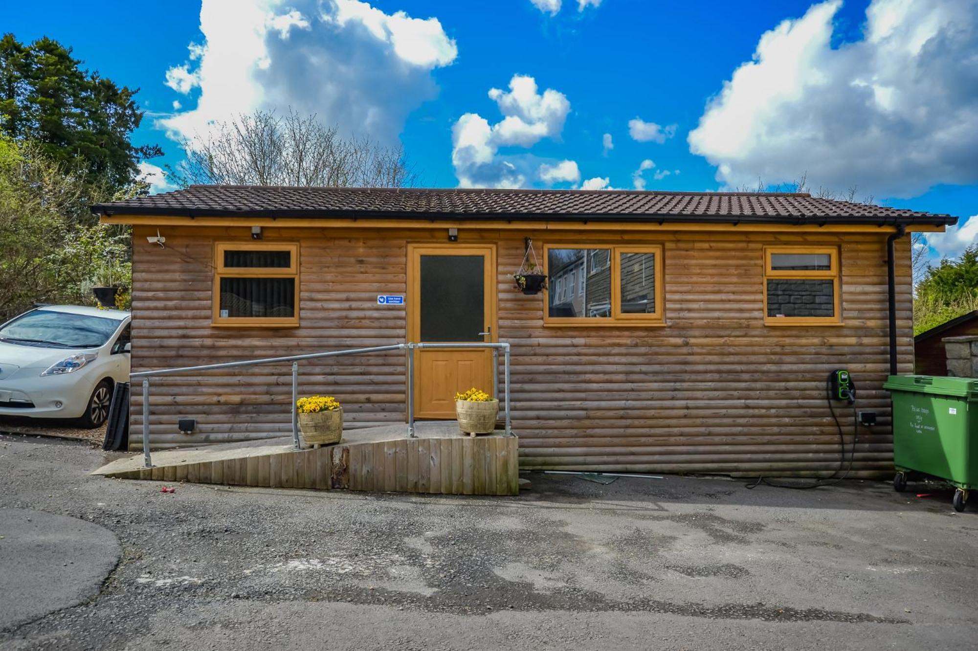 Ferienwohnung Cosy Cabin Perfect To Explore Garnant Exterior foto